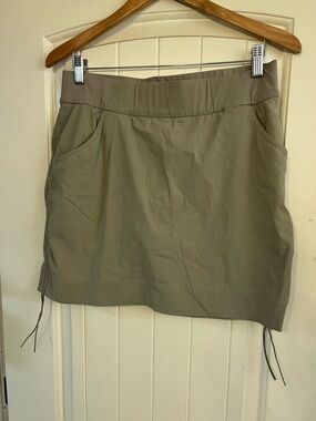 Columbia Olive Green Outdoor Skort